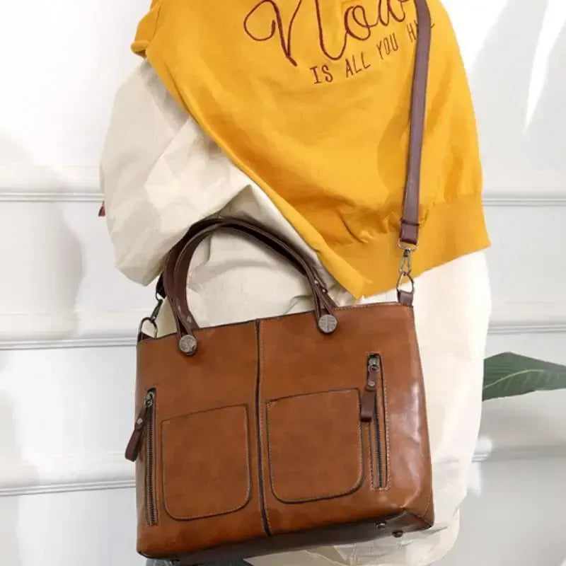 Ladies vintage leather shoulder bag