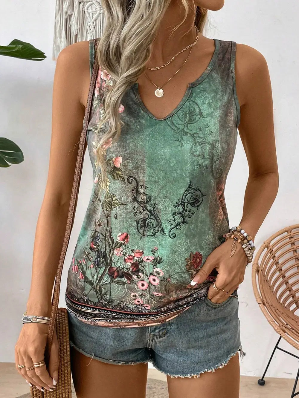 Vintage Print Notched Neckline Vacation Leisure Tank Top Graphic Tees Women Tops