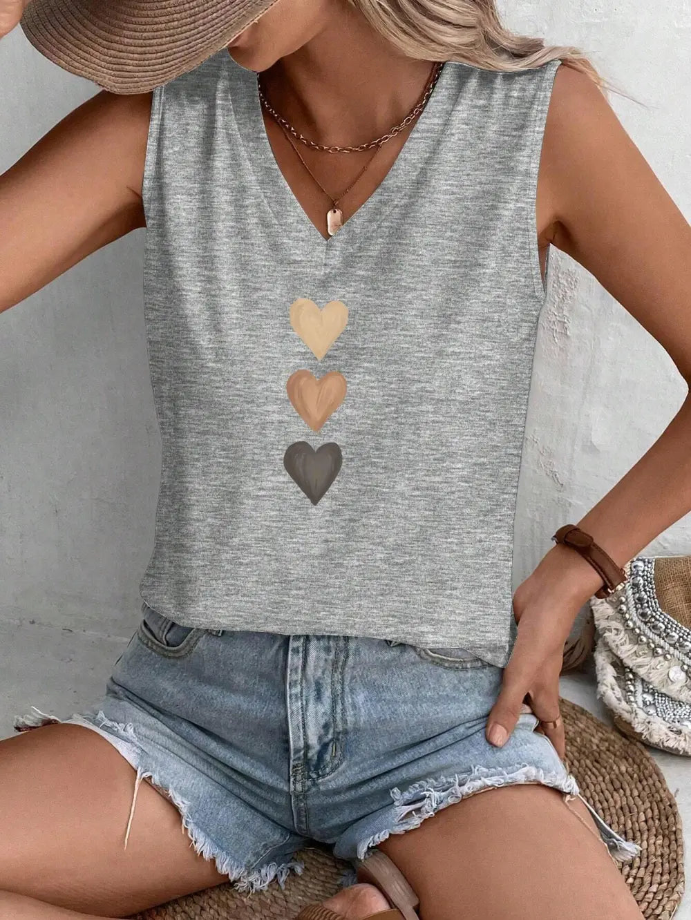 Casual Minimalist Heart Pattern Sleeveless Camisole Tank Top For Women, Suitable For Summer