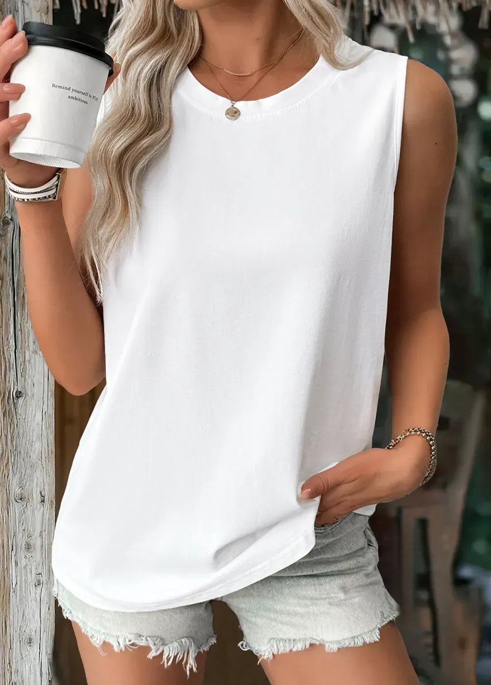 White Breathable Sleeveless Round Neck Tank Top