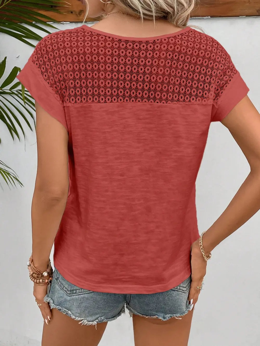 4pcs Women Casual Sleeveless V-Neck Tanks - Loose Fit Solid Color Tops (Black/Grey/Pink), Machine Washable, Versatile For All Seasons, Daily Wear, Pleated Design, Comfortable